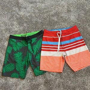 Men’s board shorts